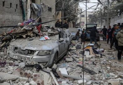 Katil İsrail Gazze’ye yaptığı saldırılarda 14 Filistinliyi öldürdü!