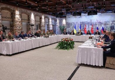Dünyanın ilgiyle takip ettiği Türkiye-Rusya-Ukrayna Üçlü Toplantısı İstanbul’da yapıldı